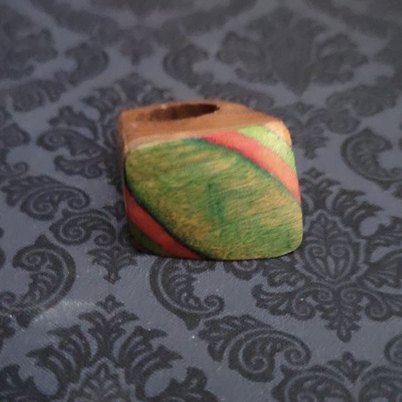 Wooden Chunky Ring - Picture 4 of 5